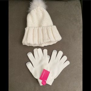 NWOT: Merona Ivory Beanie and gloves